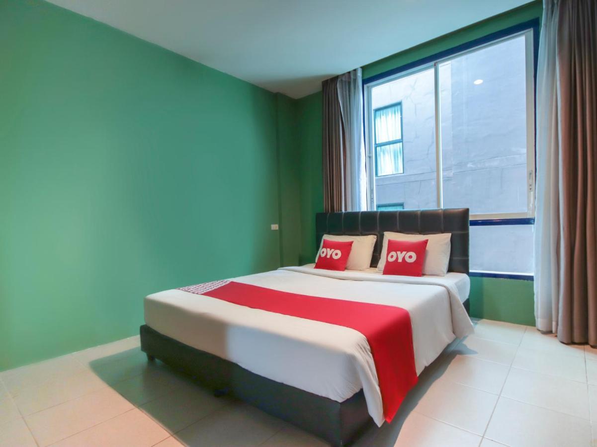 Oyo 1162 Chalong Home Place Bagian luar foto