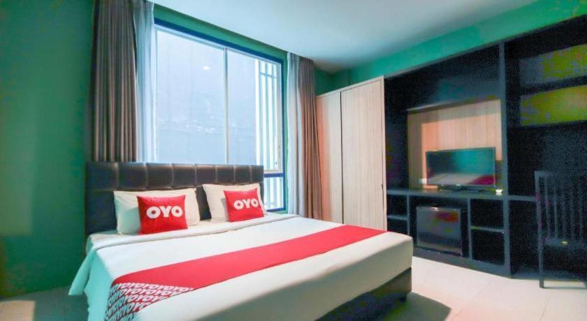 Oyo 1162 Chalong Home Place Bagian luar foto